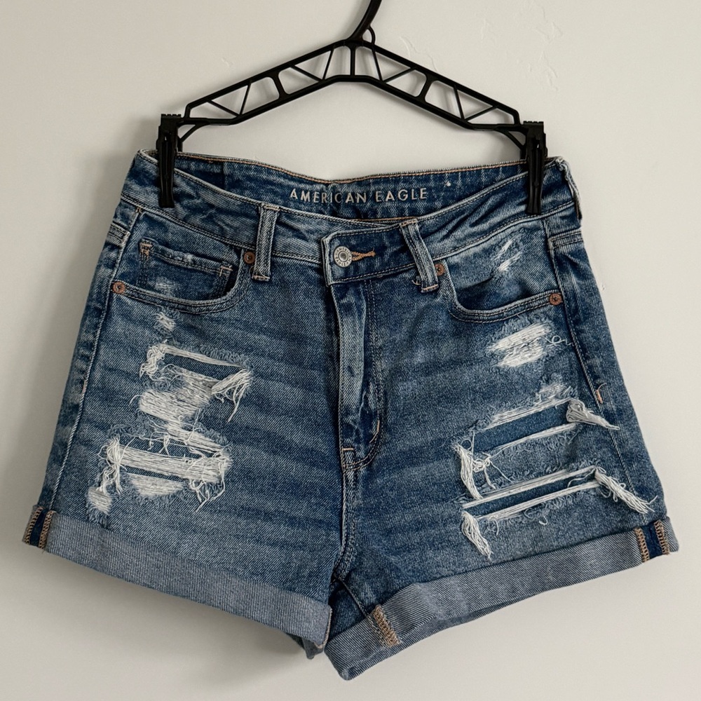 American Eagle Outfitters Distressed Mom Shorts Blue Jean